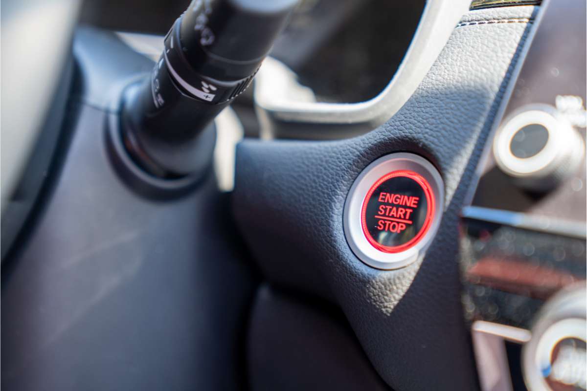 Auto inverno scaldare motore prima di partire abitudine