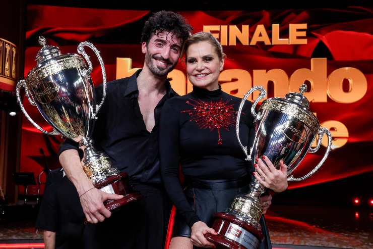 Ballando con le Stelle abbandona ballerino