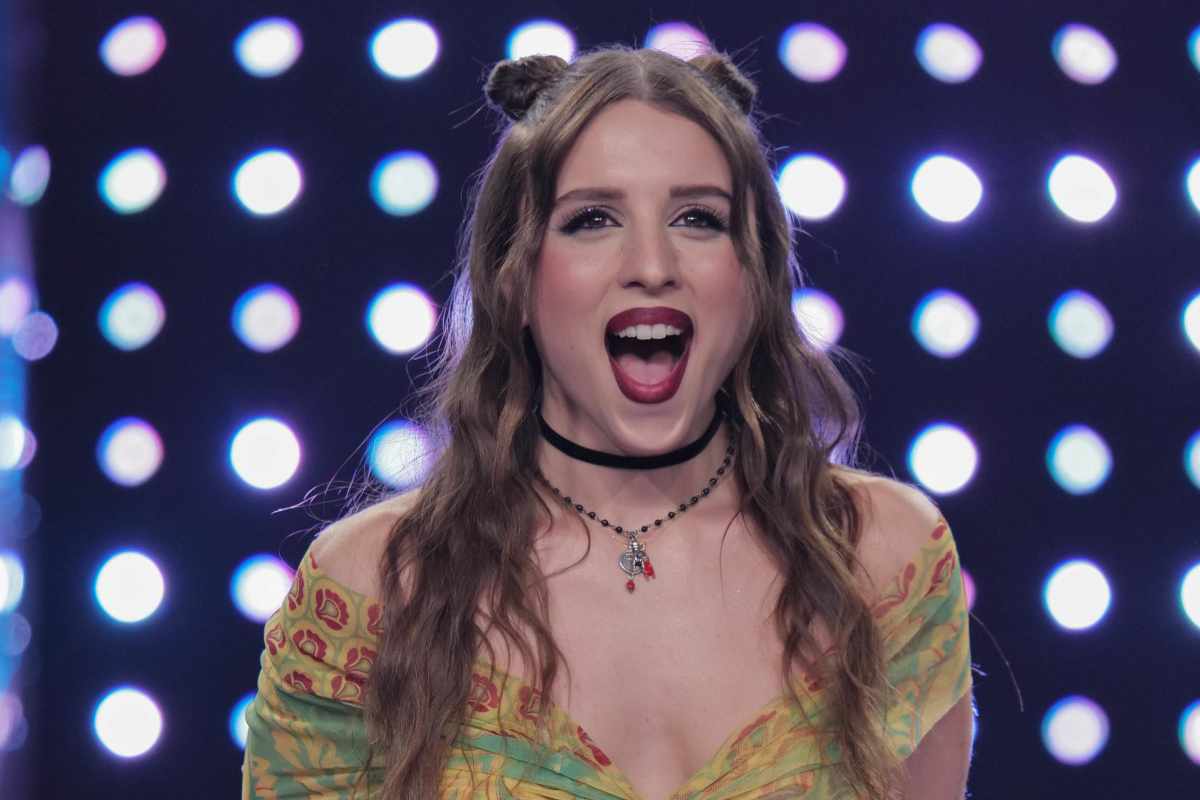 angelina mango look estivo