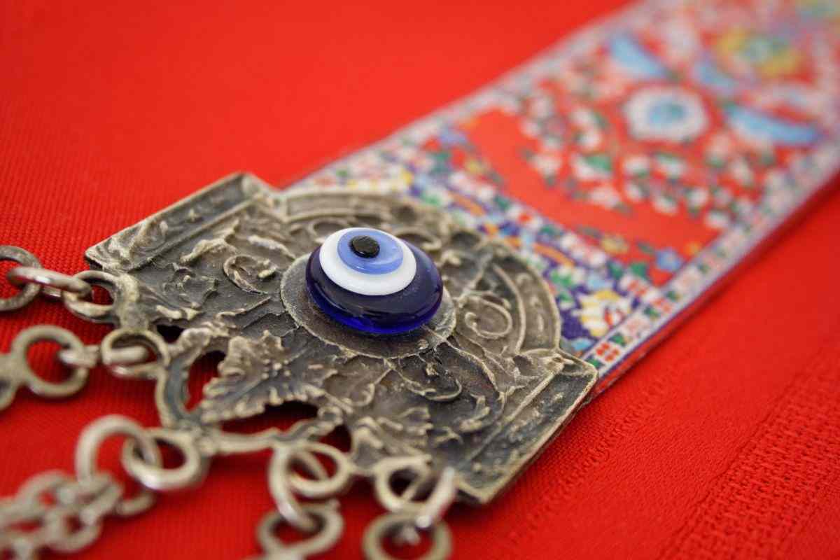 come allontanare il malocchio