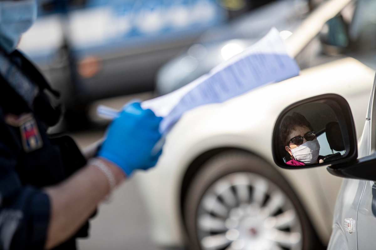 Documenti identità obbligatorio portarli sempre