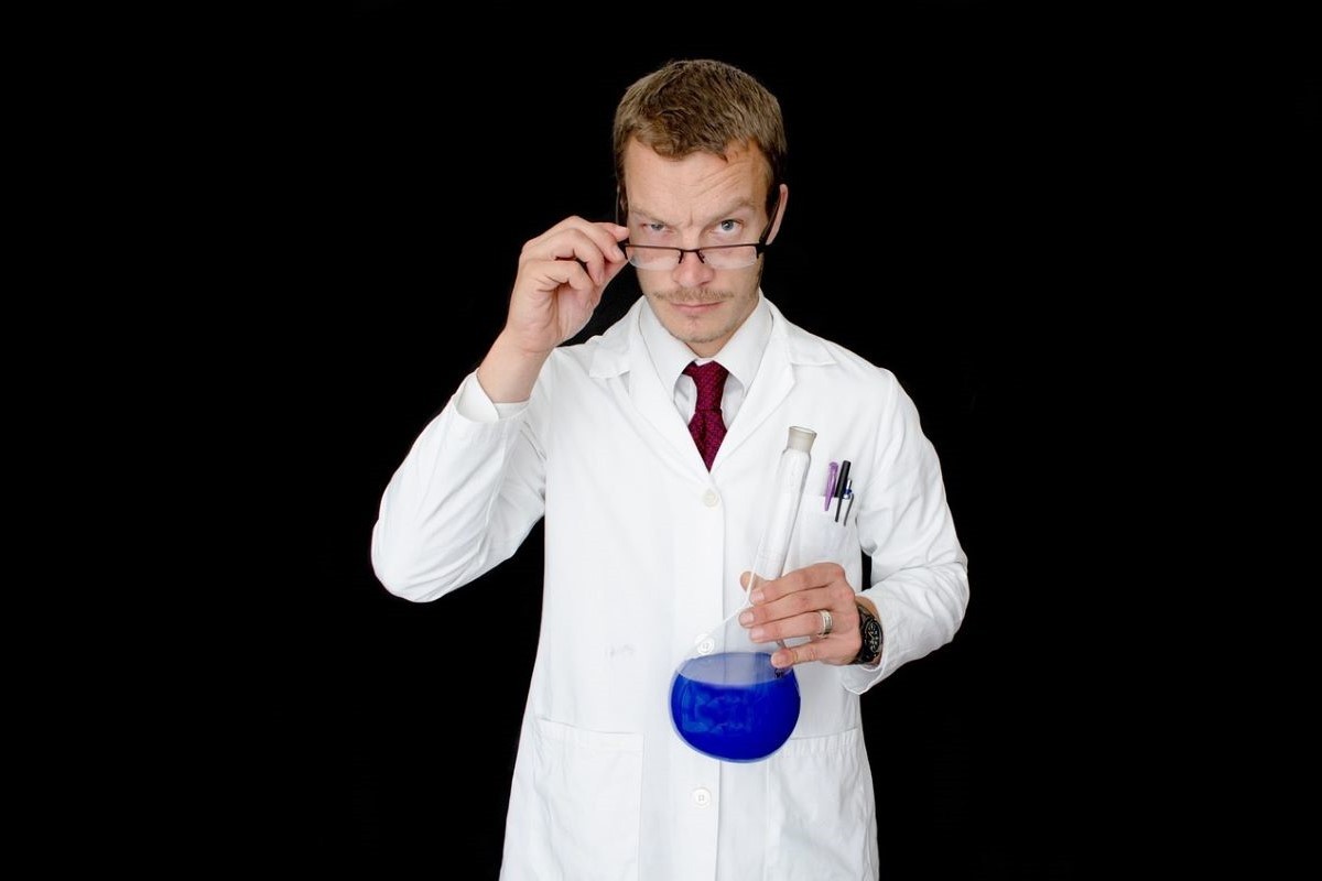 medico base impone regole assurde pazienti medico costretto intervenire