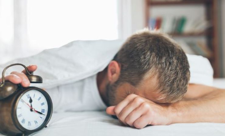 perché non impostare più sveglie mattino